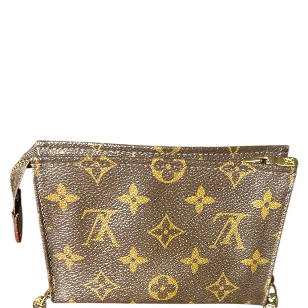 Auth Louis Vuitton Poche Toilette 15 Cosmetic Pouch Monogram